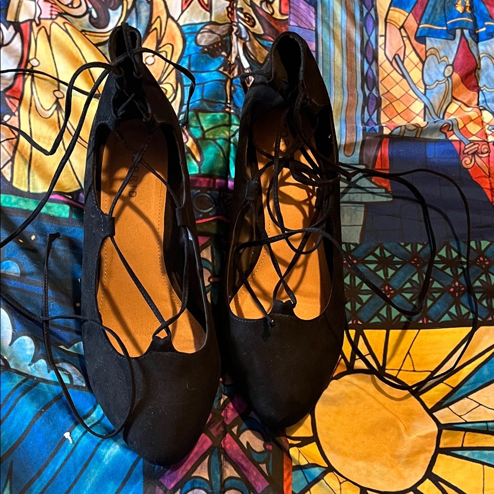 Torrid 11 Black Lace-Up Women’s 2.5 inch Wedge